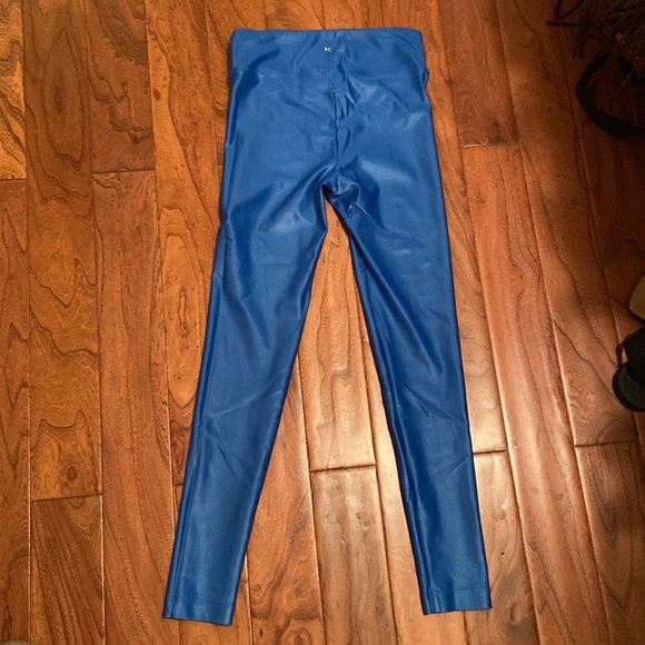Koral leggings in Small - Picture 2 of 7